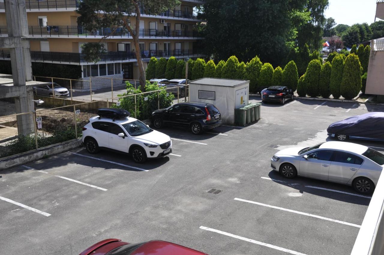 Ferienwohnung Coral Onix Neptun Exterior foto